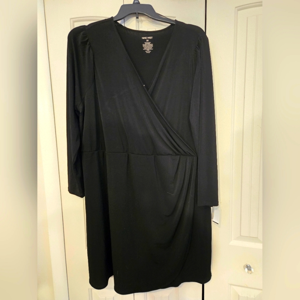 Long sleeve wrap dress🍒